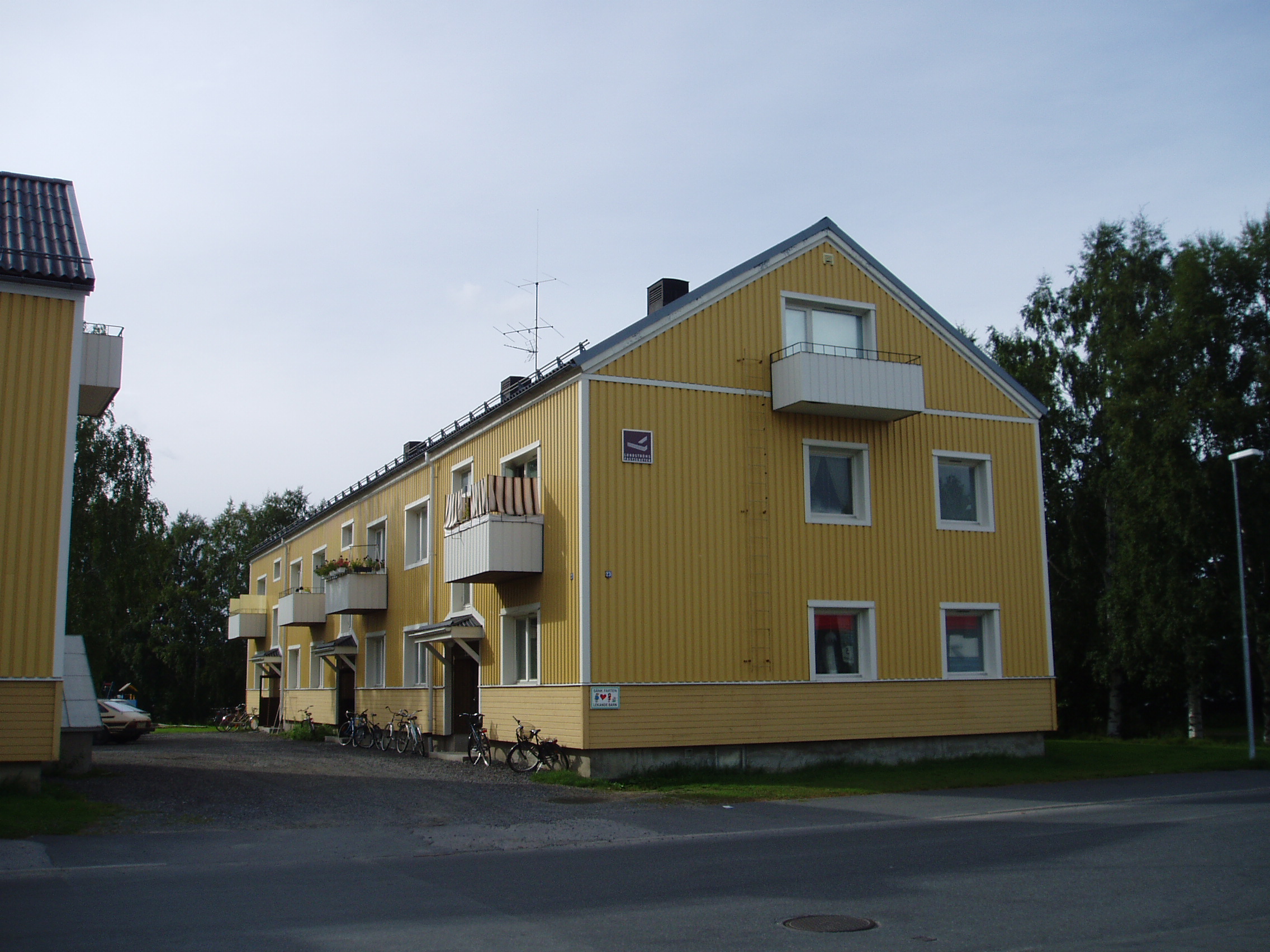 Läs mer om artikeln 17-007 Lundagårdsgatan 23 B – 2:a